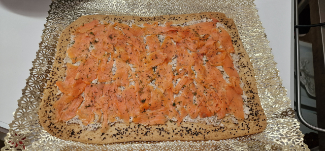Galette crujiente de salmón y queso