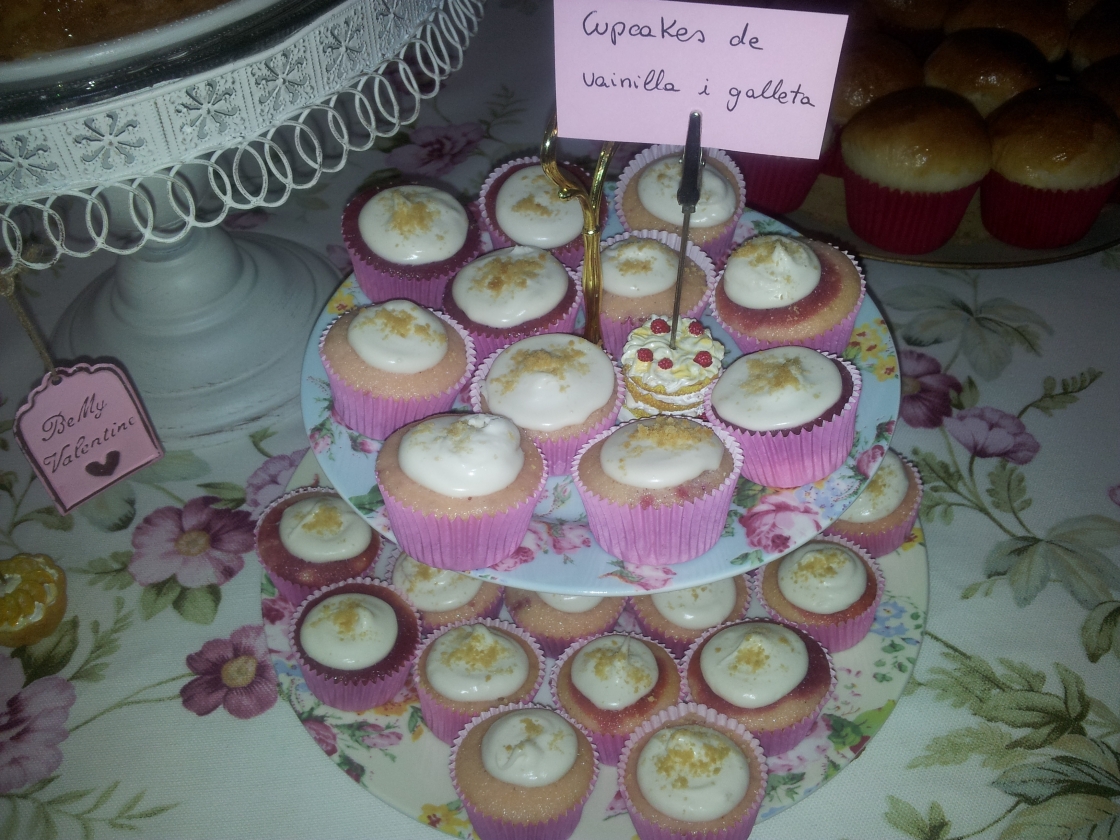 Mini cupcakes de vainilla amb galeta