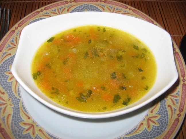 SOPA DE VERDURAS (M ª Llabrés y M ª Ramon)