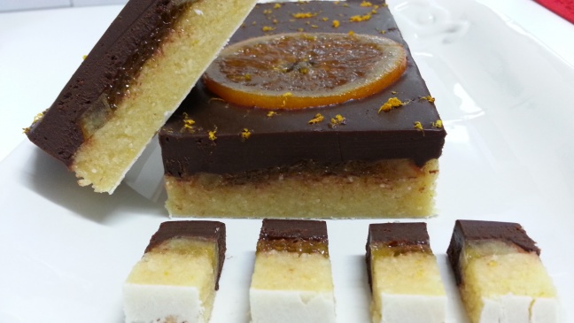 Turron de mazapan a la naranja con chocolate